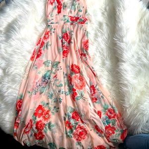 Small Lulus pink floral print maxi dress